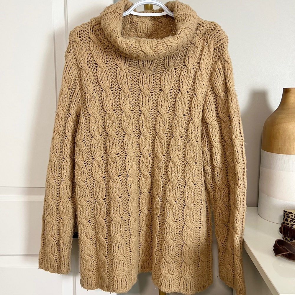 Graffiti Vintage - Cowl Neck Cable Knit Sweater PTP 22